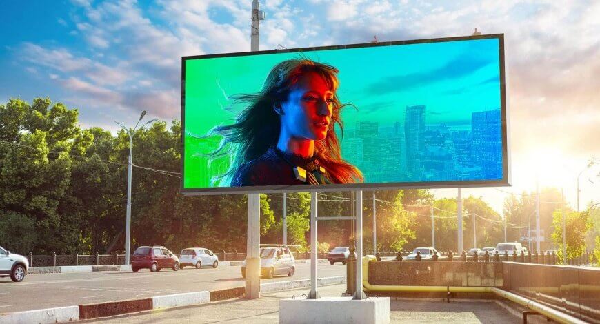 Painel de LED ou Outdoor?